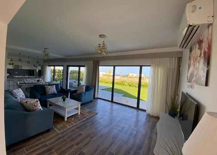 Luxury 3br Sea View Reeftown Soma Bay Ferienhaus